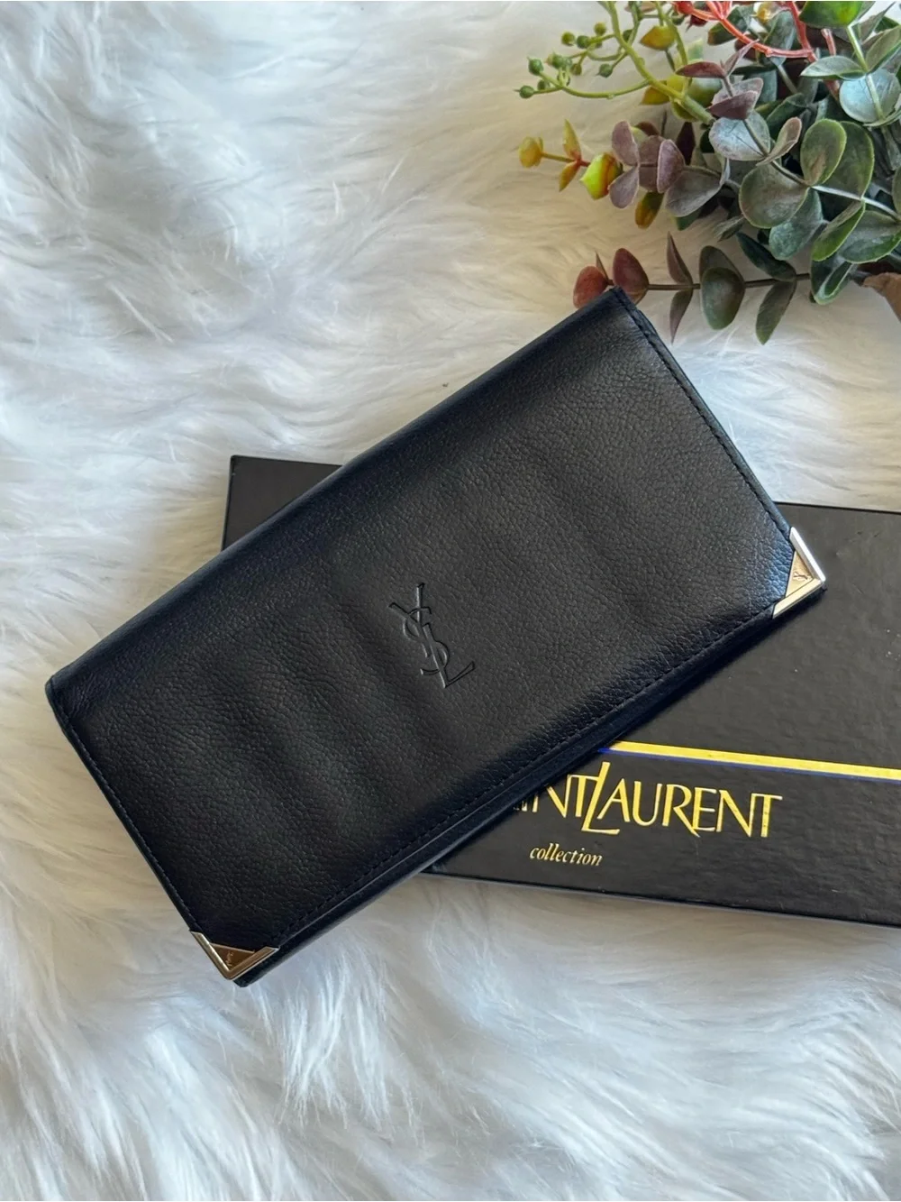 YSL Yves Saint Laurent vintage Cassandra black leather long bifold wallet w/ box